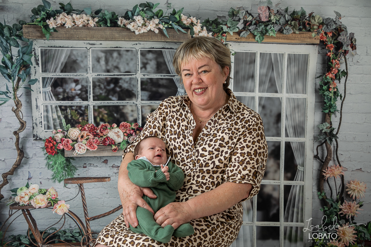 amor-de-mae-dia-das-maes-ensaio-fotografico-dia-das-maes-mamae-amor-mais-sublime-fotografia-de-mae-fundo-fotografico-dia-das-maes-ensaio-das-maes-dia-das-maes-2022-estudio-fotografico-em-barbacena-melhor-fotografa-de-barbacena-iluminacao-de-estudio-ilca