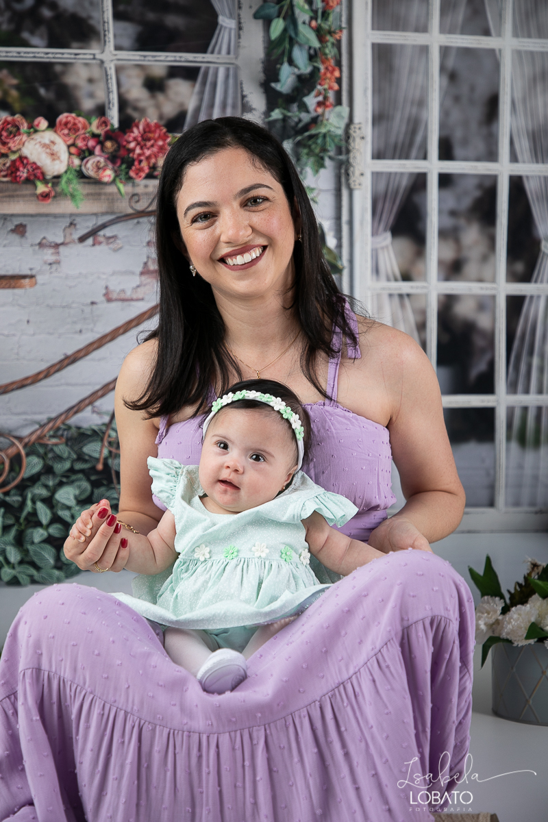 amor-de-mae-dia-das-maes-ensaio-fotografico-dia-das-maes-mamae-amor-mais-sublime-fotografia-de-mae-fundo-fotografico-dia-das-maes-ensaio-das-maes-dia-das-maes-2022-estudio-fotografico-em-barbacena-melhor-fotografa-de-barbacena-iluminacao-de-estudio-ilca