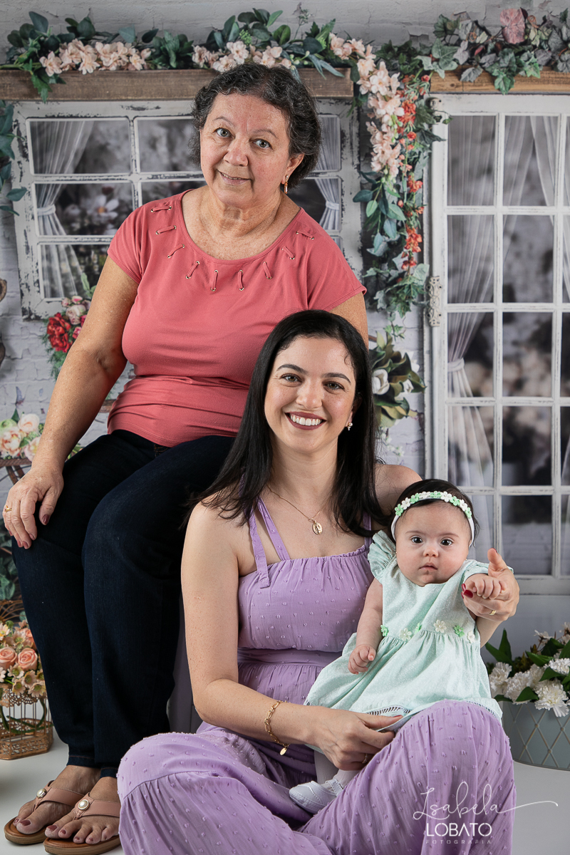 amor-de-mae-dia-das-maes-ensaio-fotografico-dia-das-maes-mamae-amor-mais-sublime-fotografia-de-mae-fundo-fotografico-dia-das-maes-ensaio-das-maes-dia-das-maes-2022-estudio-fotografico-em-barbacena-melhor-fotografa-de-barbacena-iluminacao-de-estudio-ilca