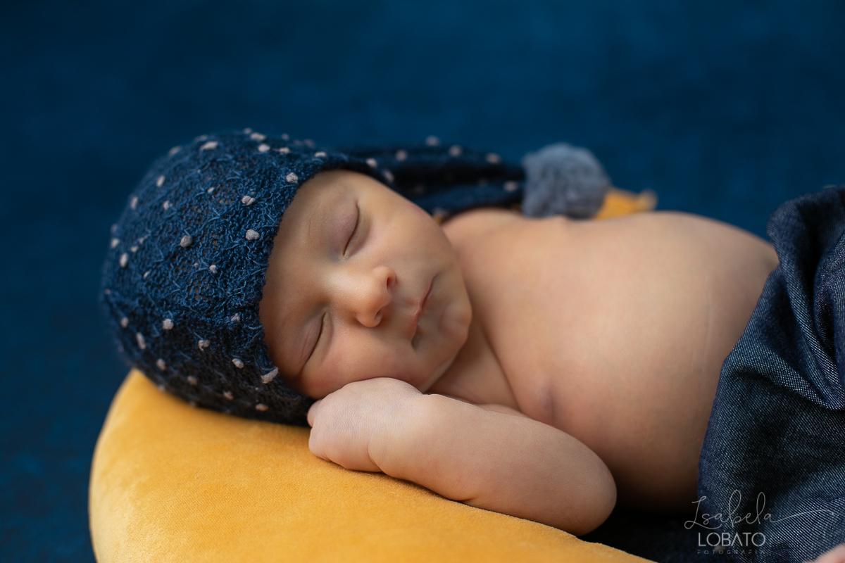 fotografia-newborn-em-barbacena-ensaio-fotografico-de-recem-nascido-newborn-fotografa-especializada-em-recem-nascidos-barbacena-mg-melhor-fotografa-infantil-de-barbacena-e-regiao-isabela-lobato-fotografia-estudio-fotografico-em-barbacena-a-melhor-foto