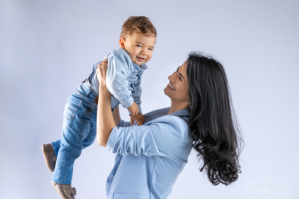 one-ensaio-fotografico-one-baby-ensaio-bebe-um-ano-fases-do-bebe-12-meses-acompanhamento-fotografico-fotografa-especilizada-em-bebes-estudio-fotografico-em-barbacena-isabela-lobato-fotografia-iluminacao-de-estudio-fotografico-ensaio-infantil-prop-fusca