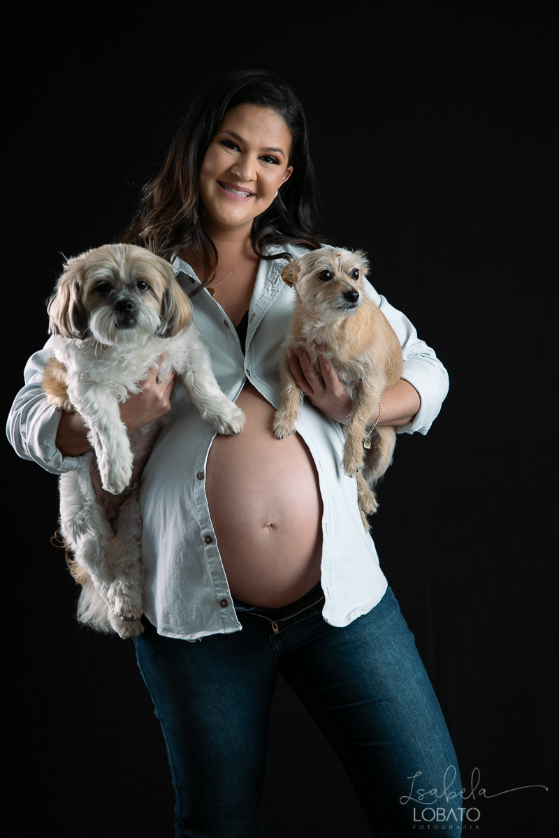 ensaio-de-gestante-pregnant-photography-pregnant-gestante-nove-meses-retratos-de-gestante-irmao-pet-mae-de-pet-fotografo-em-barbacena-promovido-a-irmao-mais-velho-enfermeira-obstetrica-doula-parto-natural-estudio-fotografico-isabela-lobato-fotografia