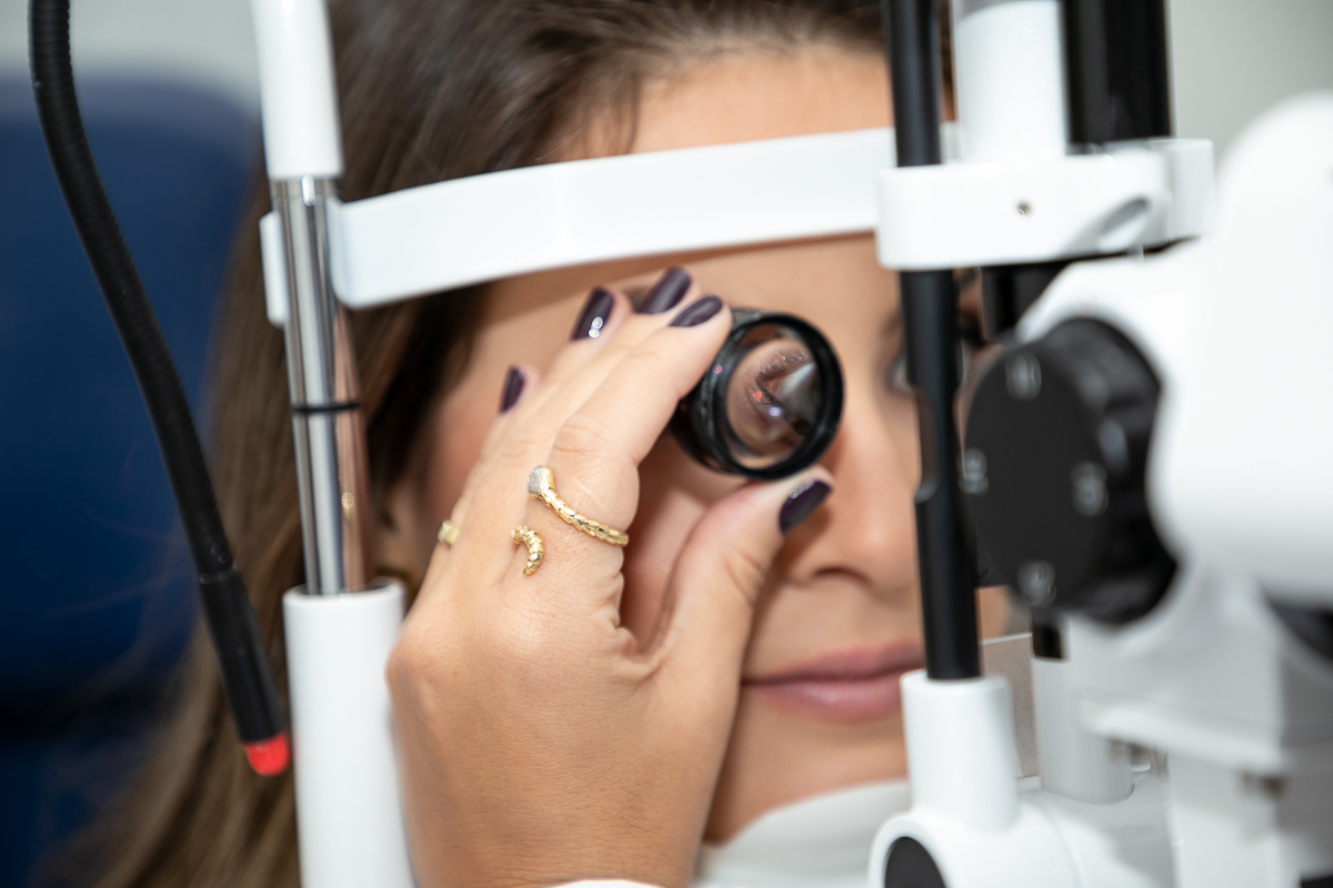 marketing-medico-mkt-digital-fotografia-de-medico-foto-publicidade-para-clinica-de-medicos-fotografo-especializado-em-mkt-marketing-medico-fotografa-publicitaria-fotos-para-perfil-profissional-medico-clinica-de-olhos-santa-clara-em-barbacena-oftalmologia