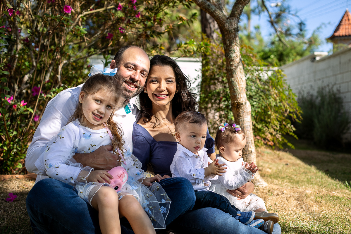 fotografa-de-familia-em-barbacena-isabela-lobato-fotografia-melhor-fotografa-de-barbacena-fotografa-de-bebes-estudio-fotografico-em-barbacena-melhor-fotografa-isabela-lobato-fotografia-ensaio-externo-de-familia-pet-labrador