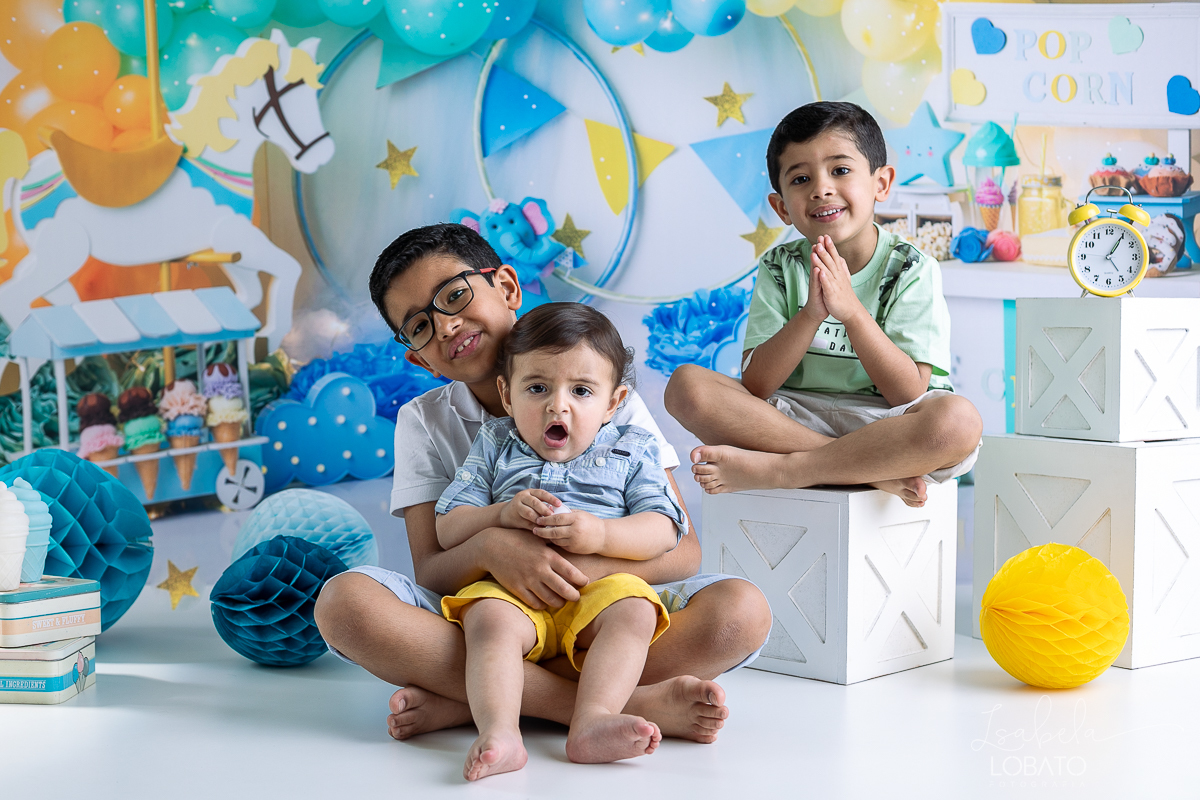 ensaio-fotografico-de-dia-das criancas-2022-mini-sessao-de-fotos-do-dia-das-criancas-fotografa-infantil-em-barbacena-ensaio-de-crianca-foto-de-recem-nascido-melhor-fotografa-da-cidade-isabela-lobato-fotografia-estudio-fotografico-em-barbacena