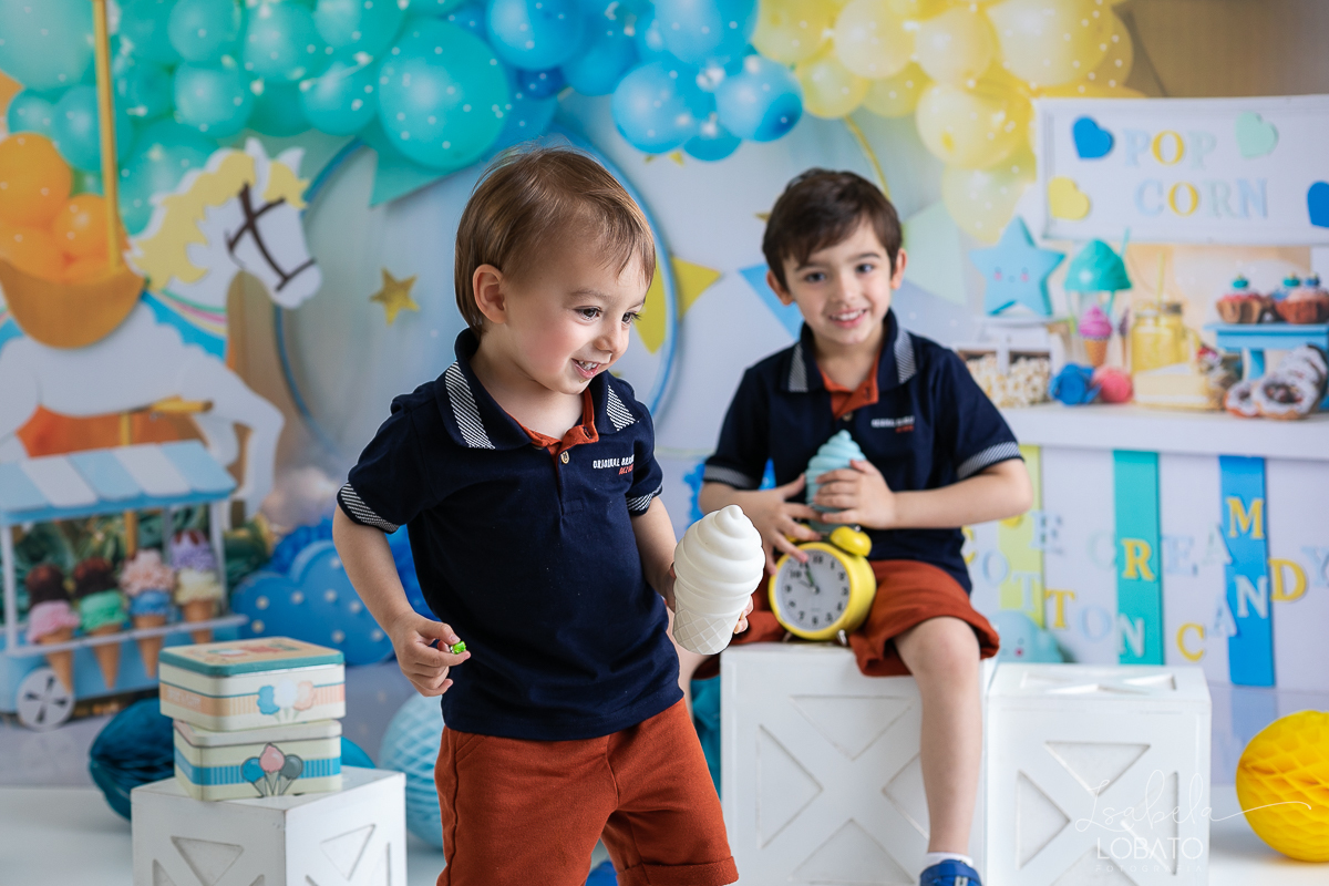 ensaio-fotografico-de-dia-das criancas-2022-mini-sessao-de-fotos-do-dia-das-criancas-fotografa-infantil-em-barbacena-ensaio-de-crianca-foto-de-recem-nascido-melhor-fotografa-da-cidade-isabela-lobato-fotografia-estudio-fotografico-em-barbacena