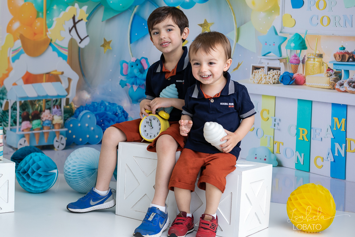 ensaio-fotografico-de-dia-das criancas-2022-mini-sessao-de-fotos-do-dia-das-criancas-fotografa-infantil-em-barbacena-ensaio-de-crianca-foto-de-recem-nascido-melhor-fotografa-da-cidade-isabela-lobato-fotografia-estudio-fotografico-em-barbacena