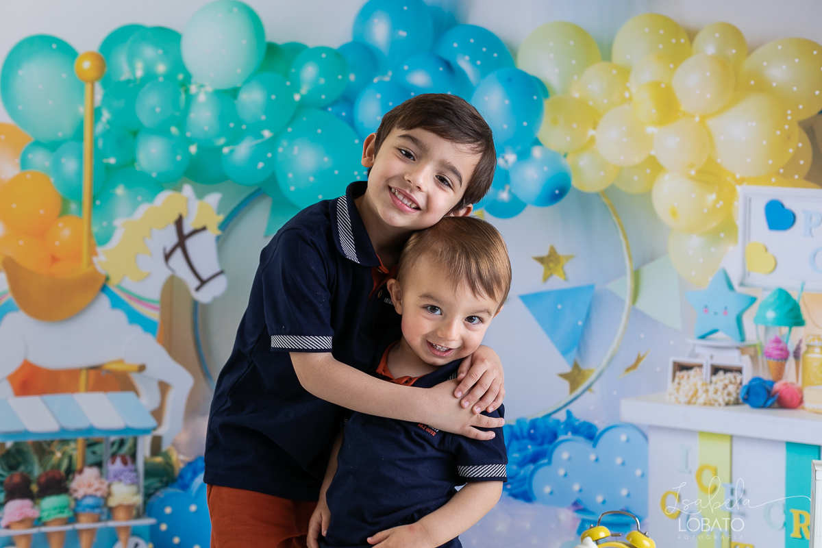 ensaio-fotografico-de-dia-das criancas-2022-mini-sessao-de-fotos-do-dia-das-criancas-fotografa-infantil-em-barbacena-ensaio-de-crianca-foto-de-recem-nascido-melhor-fotografa-da-cidade-isabela-lobato-fotografia-estudio-fotografico-em-barbacena