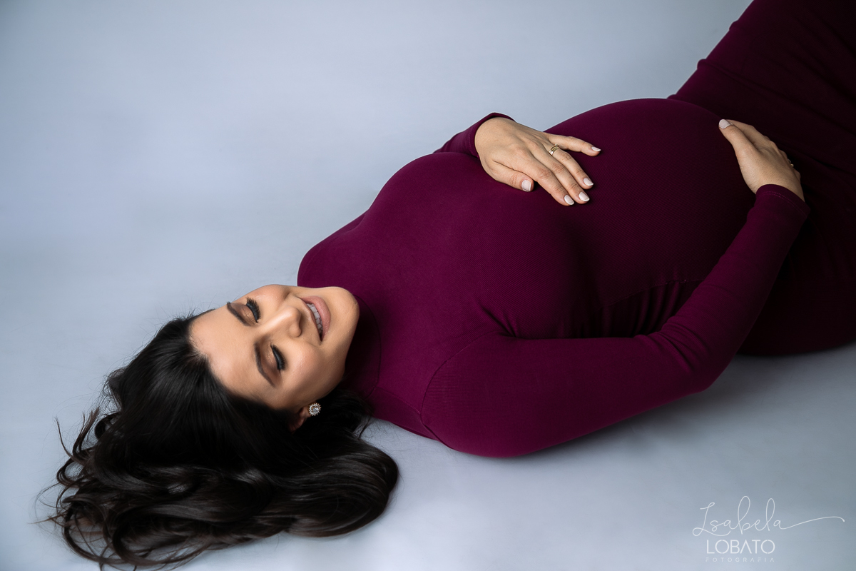 pregnant-photo-photografy-ensaio-fotografico-de-gestante-fotos-de-gestante-inspiracao-de-fotos-de-gestante-roupa-de-gestante-para-ensaio-fotografico-fotografo-especialiazado-em-gestante-em-barbacena-mg-estudio-fotografico-isabela-lobato-fotografia