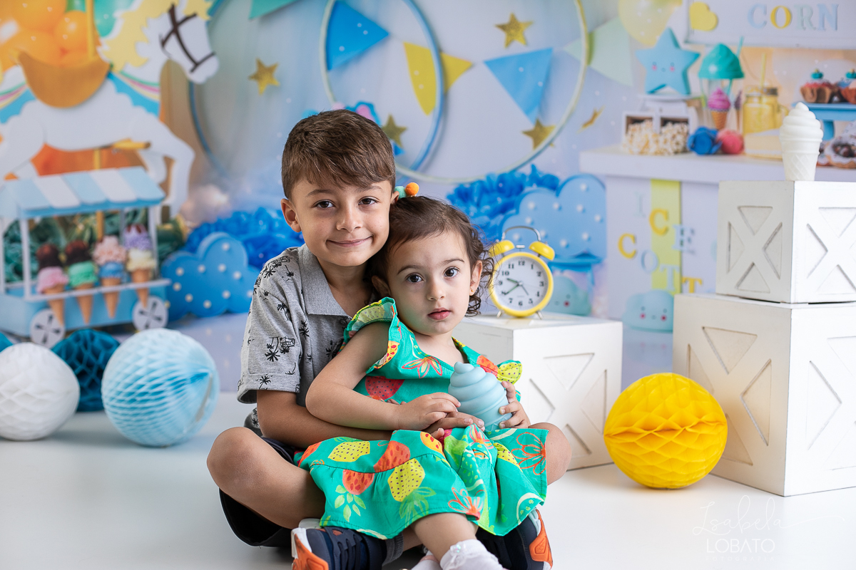 ensaio-fotografico-de-dia-das criancas-2022-mini-sessao-de-fotos-do-dia-das-criancas-fotografa-infantil-em-barbacena-ensaio-de-crianca-foto-de-recem-nascido-melhor-fotografa-da-cidade-isabela-lobato-fotografia-estudio-fotografico-em-barbacena