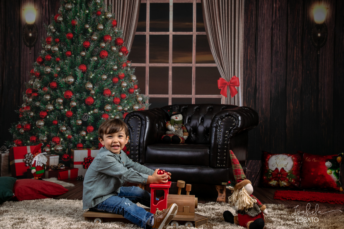 ensaio-fotografico-de-natal-2022-retratos-de-natal-fotografia-de-natal-fotos-papai-noel-cenario-fotografico-de-natal-2022-fundo-fotografico-de-natal-fundos-wentz-arvore-de-natal-papai-noel-decoracao-de-natal-estudio-fotografico-em-barbacena-isabela-lobato