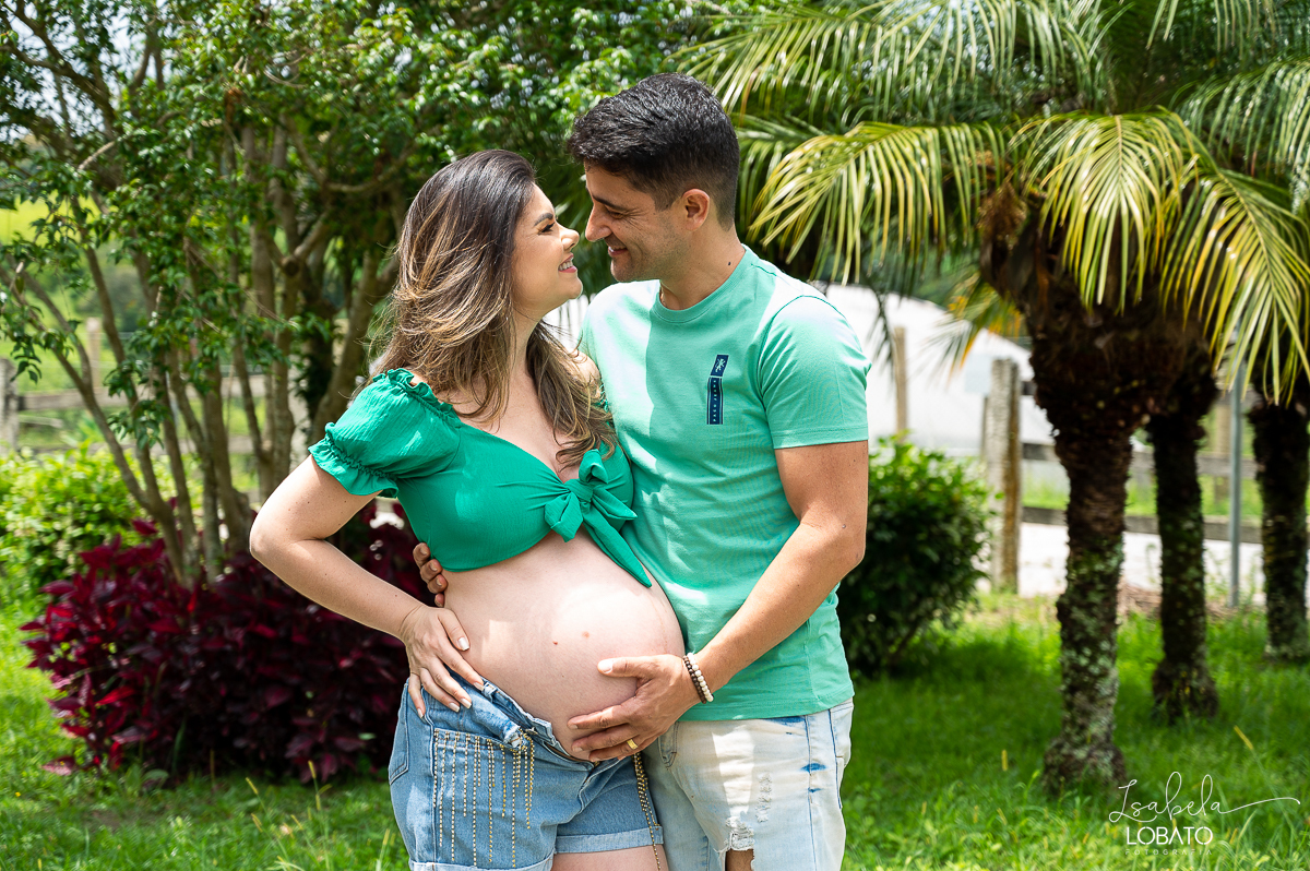 ensaio-fotografico-gestante-gravidez-9-meses-fotografia-de-gestante-ideia-de-ensaio-de-gestante-roupa-de-gestante-thayanna-fernandes-barbacena-mg-fotografa-de-gestante-fotografa-de-recem-nascido-em-barbacena-isabela-lobato-fotografia-IFET-barbacena-ifet