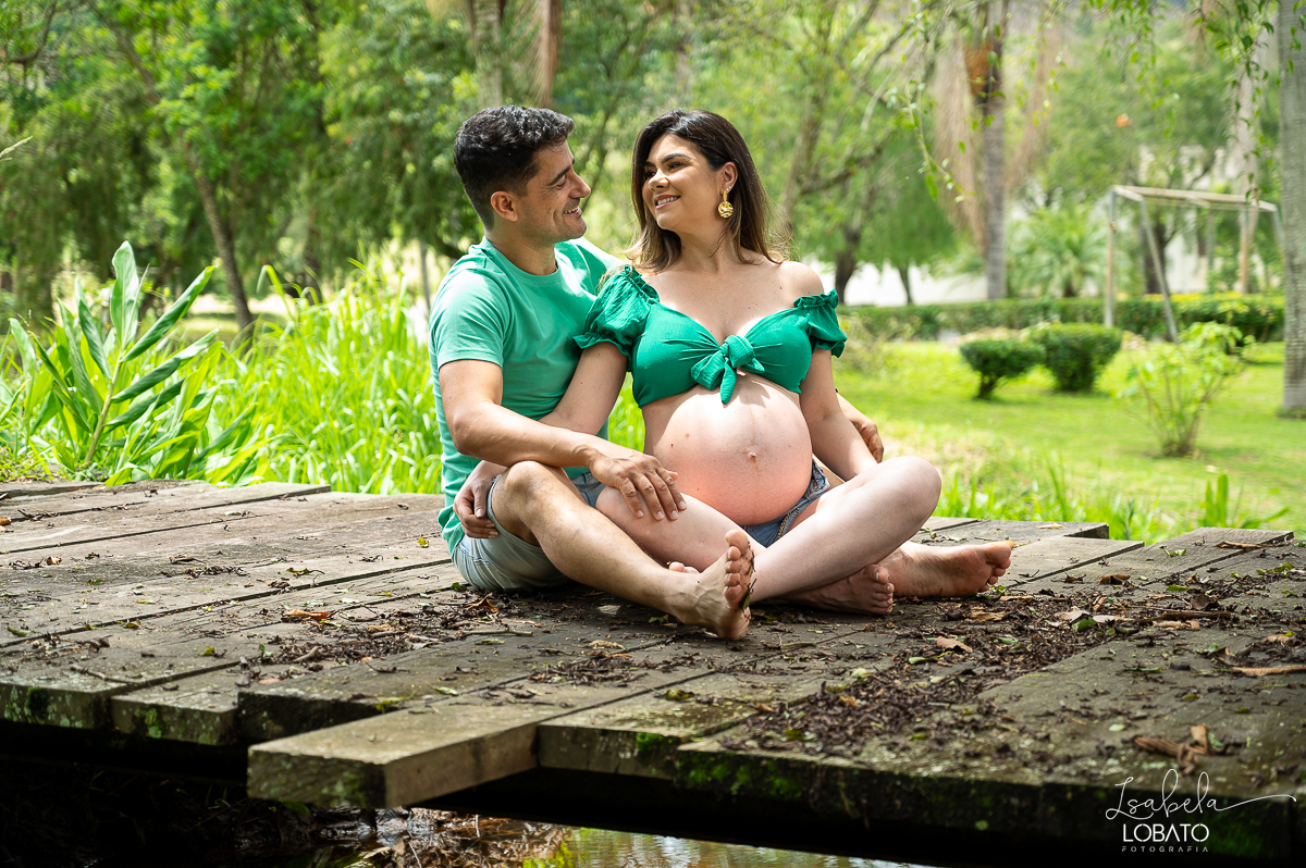 ensaio-fotografico-gestante-gravidez-9-meses-fotografia-de-gestante-ideia-de-ensaio-de-gestante-roupa-de-gestante-thayanna-fernandes-barbacena-mg-fotografa-de-gestante-fotografa-de-recem-nascido-em-barbacena-isabela-lobato-fotografia-IFET-barbacena-ifet
