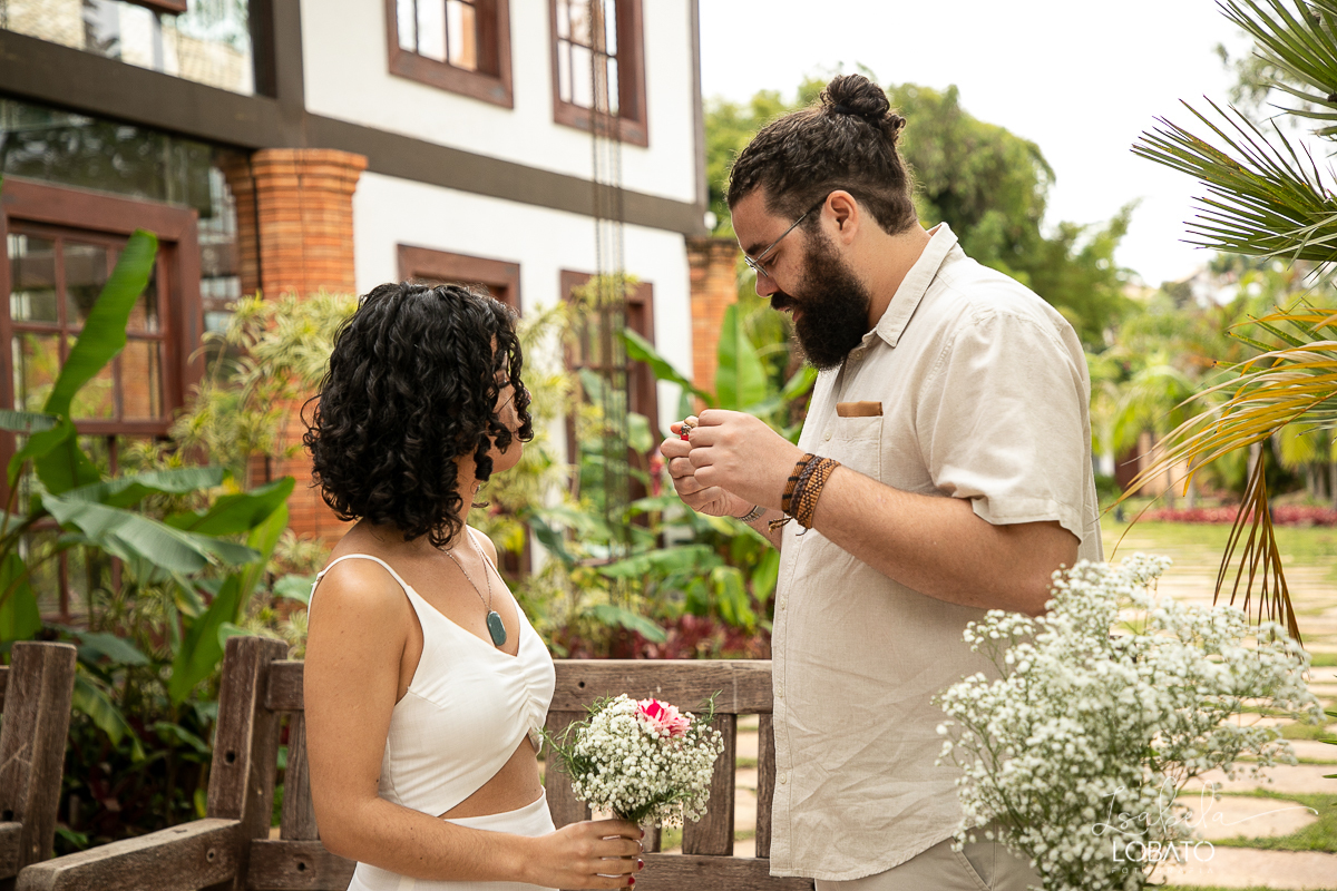 wedding-noiva-alternativa-vestido-de-noiva-ensaio-pos-wedding-ensaio-fotografico-de-casal-fotografica-de-familia-em-barbacena-salao-de-festas-em-barbacena-spazio-franatos-melhor-salao-de-festas-de-barbacena-e-regiao-isabela-lobato-fotografia-foto-de-casal