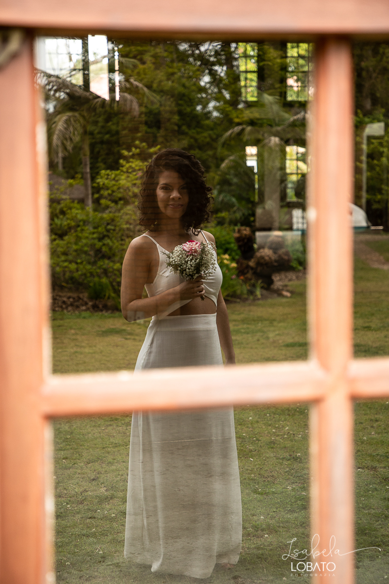 wedding-noiva-alternativa-vestido-de-noiva-ensaio-pos-wedding-ensaio-fotografico-de-casal-fotografica-de-familia-em-barbacena-salao-de-festas-em-barbacena-spazio-franatos-melhor-salao-de-festas-de-barbacena-e-regiao-isabela-lobato-fotografia-foto-de-casal
