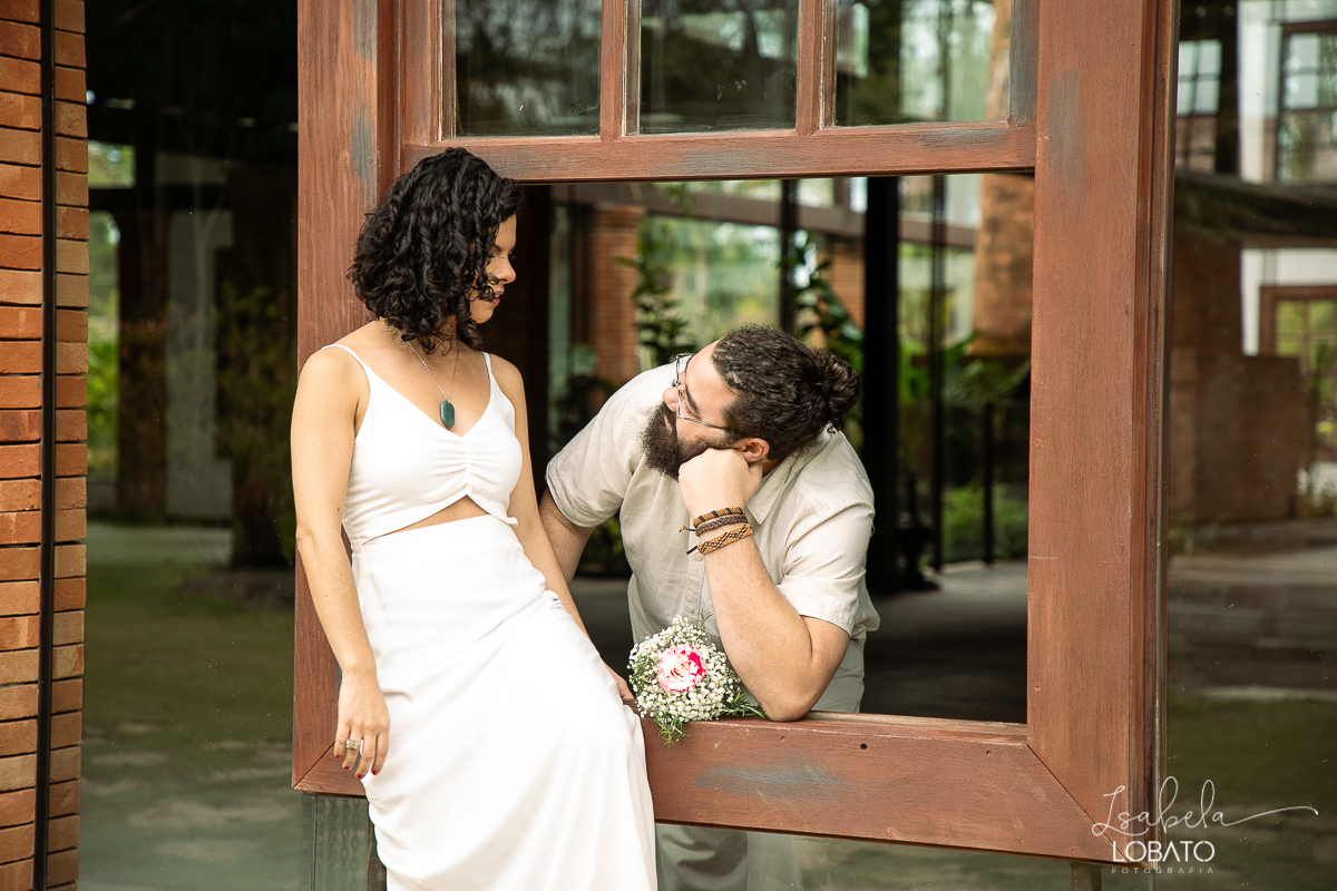 wedding-noiva-alternativa-vestido-de-noiva-ensaio-pos-wedding-ensaio-fotografico-de-casal-fotografica-de-familia-em-barbacena-salao-de-festas-em-barbacena-spazio-franatos-melhor-salao-de-festas-de-barbacena-e-regiao-isabela-lobato-fotografia-foto-de-casal