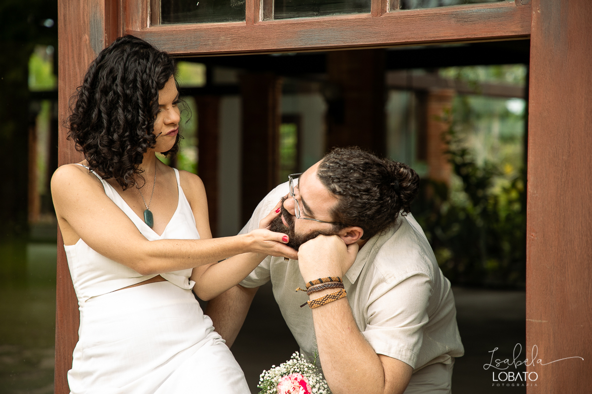wedding-noiva-alternativa-vestido-de-noiva-ensaio-pos-wedding-ensaio-fotografico-de-casal-fotografica-de-familia-em-barbacena-salao-de-festas-em-barbacena-spazio-franatos-melhor-salao-de-festas-de-barbacena-e-regiao-isabela-lobato-fotografia-foto-de-casal