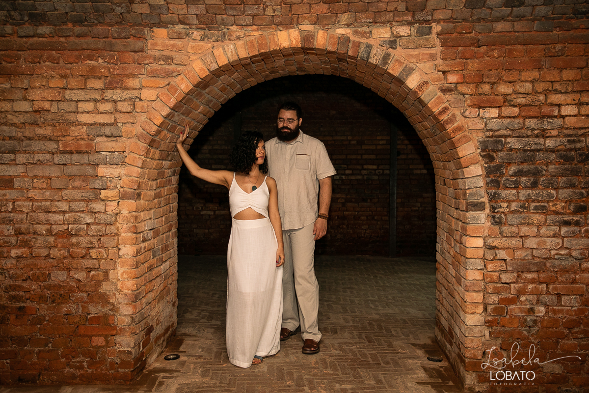 wedding-noiva-alternativa-vestido-de-noiva-ensaio-pos-wedding-ensaio-fotografico-de-casal-fotografica-de-familia-em-barbacena-salao-de-festas-em-barbacena-spazio-franatos-melhor-salao-de-festas-de-barbacena-e-regiao-isabela-lobato-fotografia-foto-de-casal