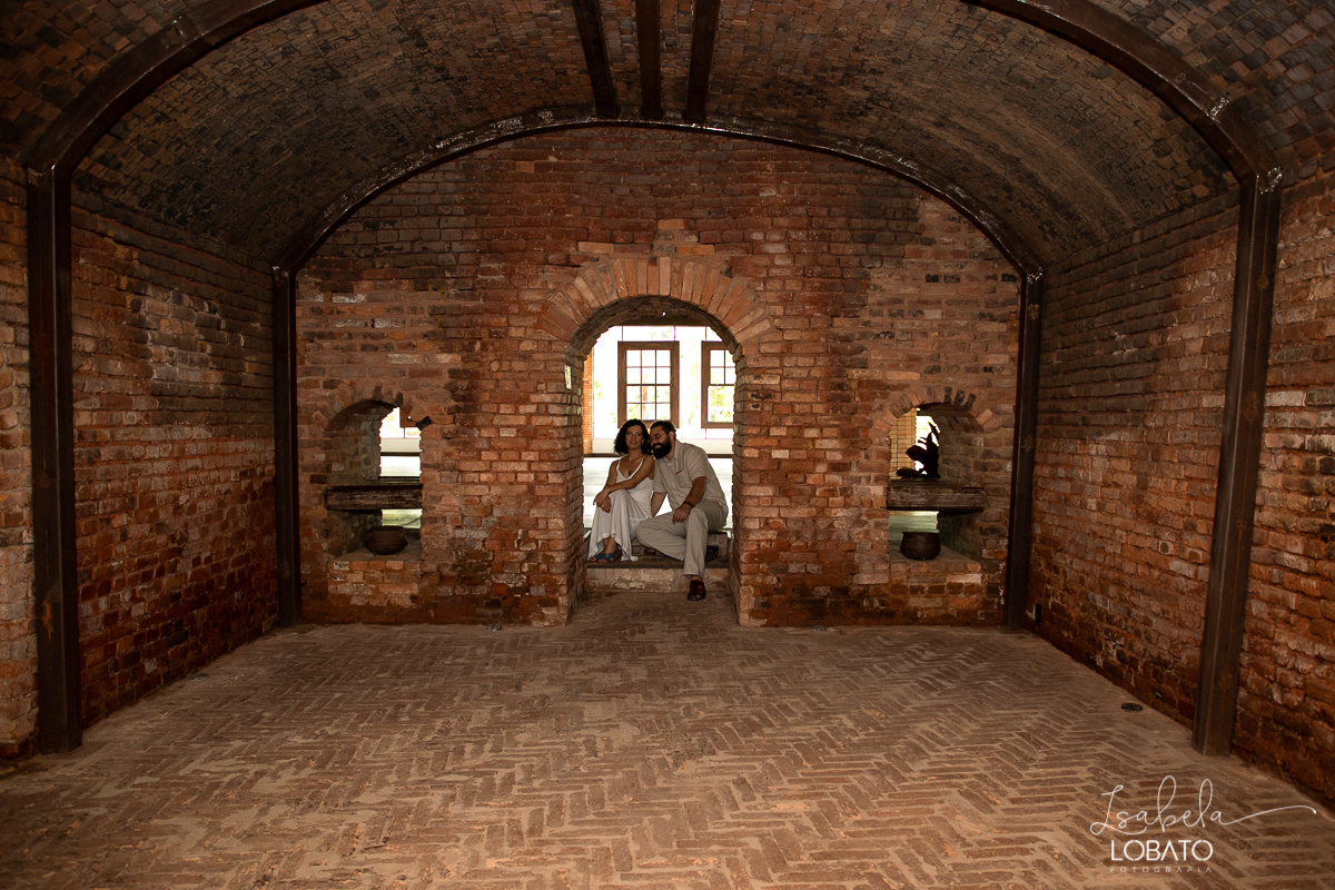 wedding-noiva-alternativa-vestido-de-noiva-ensaio-pos-wedding-ensaio-fotografico-de-casal-fotografica-de-familia-em-barbacena-salao-de-festas-em-barbacena-spazio-franatos-melhor-salao-de-festas-de-barbacena-e-regiao-isabela-lobato-fotografia-foto-de-casal