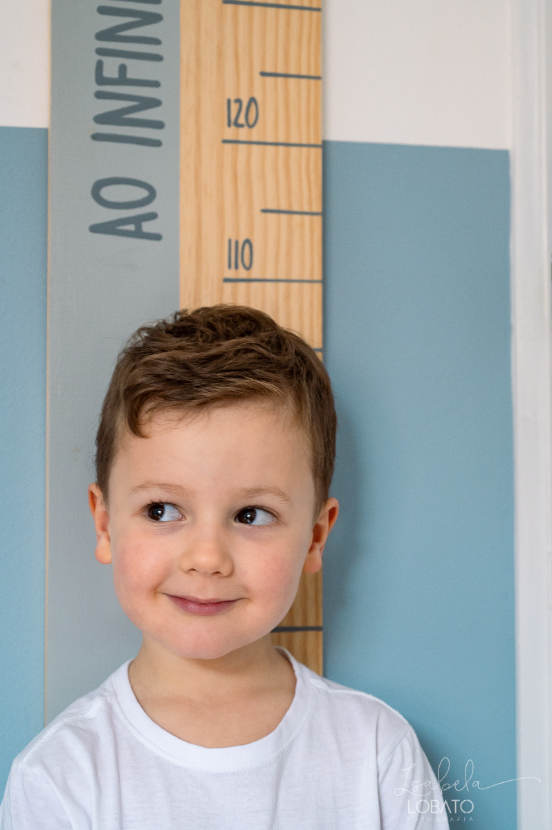 ensaio-fotografico-lifestyle-familia-fases-do-bebe-acompanhamento-fotografico-infatinl-bebe-de-9-meses-foto-de-familia-memoria-afetiva-colecionando-momentos-urso-ted-amor-de-familia-fotografa-em-barbacena-isabela-lobato-fotografia-estudio-fotografico