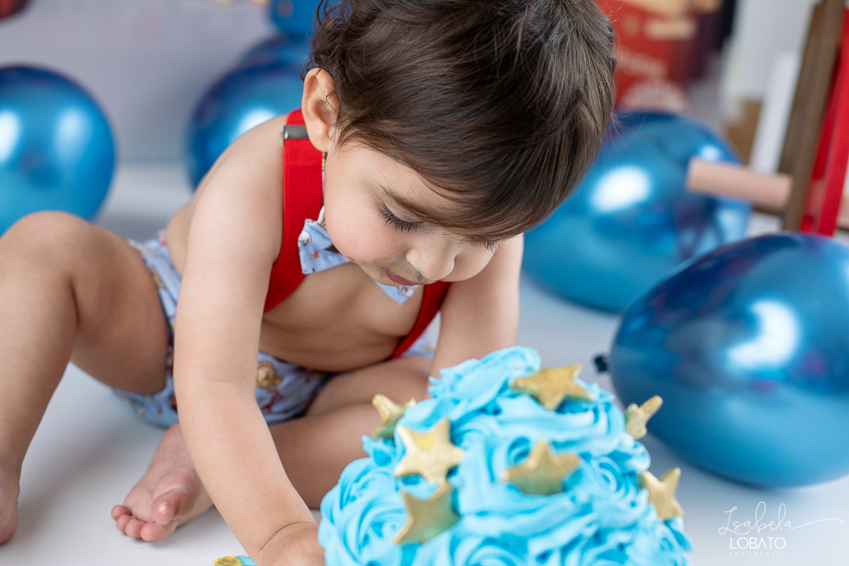 vermelho-ideias-de-decoracao-cenario-do-circo-fotografa-infantil-em-barbacena-estudio-fotografico-isabela-lobato