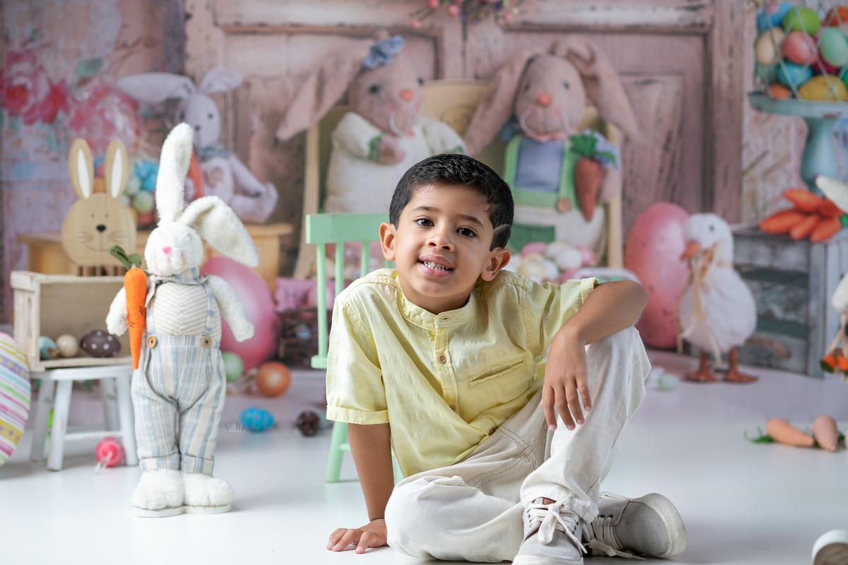 ensaio-fotografico-de-pascoa-2023-cenario-fotografico-de-pascoa-mini-sessao-fotografica-de-pascoa-2023-fundo-fotografico-de-pascoa-2023-wentz-fundos-fotograficos-fotografo-em-barbacena-fotografa-infantil-estudio-fotografico-em-barbacena-foto-de-pascoa-bq