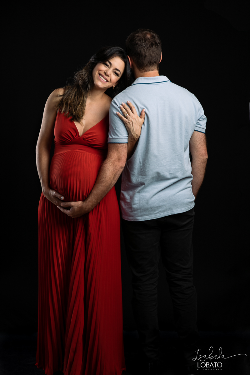 fotografa-de-gestantes-melhor-fotografo-de-barbacena-isabela-lobato-fotografia-estudio-fotografico-em-barbacena-ensaio-gestante-em-estudio-iluminacao-de-estudio-roupa-para-ensaio-fotografico-de-gestante