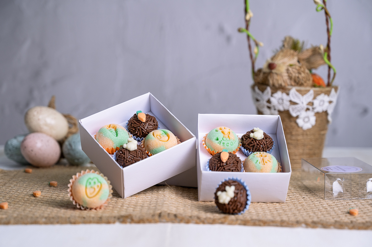 fotografia-gourmet-foto-ovos-de-pascoa-em-barbacena-ovo-de-pascoa-gourmet-pascoa-2023-docuras-de-pascoa-ovos-de-pascoa-em-barbacena-mg-fotografo-de-comida-foto-de-gastronomia-docinhos-de-pascoa-gormet-brigadeiria-em-barbacena-dayane-fereira-fotos-isabela