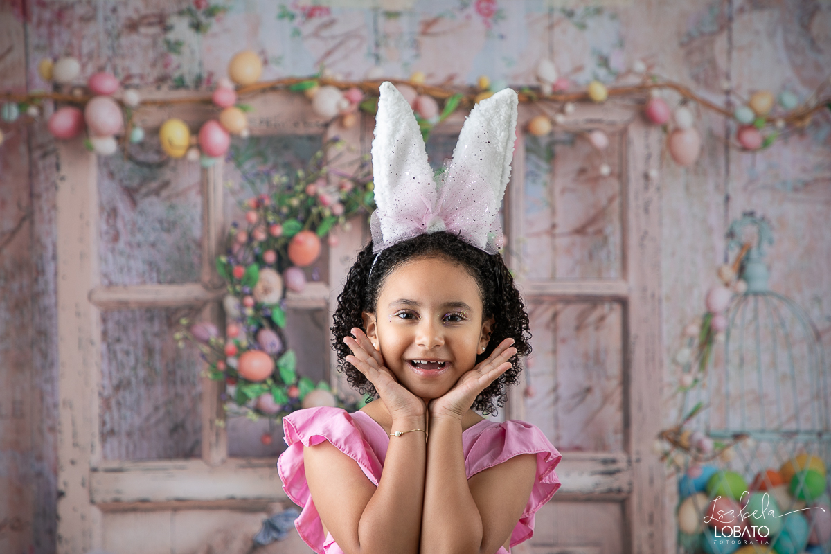 ensaio-fotografico-de-pascoa-2023-cenario-fotografico-de-pascoa-mini-sessao-fotografica-de-pascoa-2023-fundo-fotografico-de-pascoa-2023-wentz-fundos-fotograficos-fotografo-em-barbacena-fotografa-infantil-estudio-fotografico-em-barbacena-foto-de-pascoa-bq