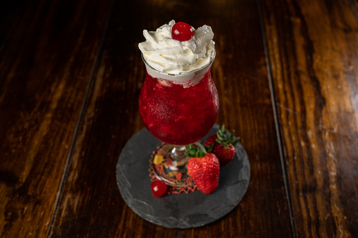 foto-de-comida-arabe-esfirra-aberta-foto-da-culinaria-árabe-fotografo-especializado-em-foto-de-alimentos-fotos-de-comida-fotografo-de-comida-mkt-de-restaurante-fotogografo-de-hamburguer-comida-arabe-em-barbacena-murad-bq-mercado-central-barbacena-mg