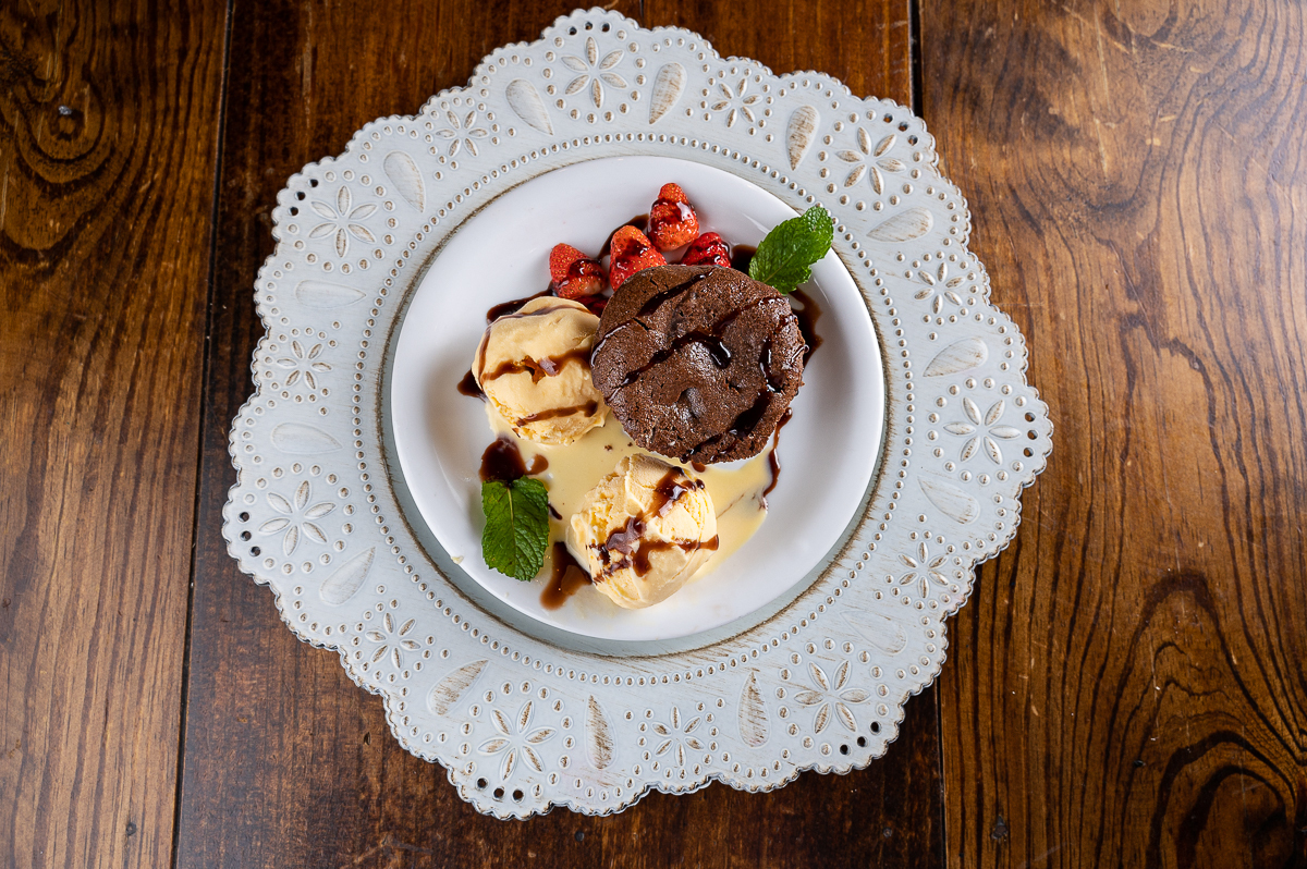 fotografia-de-comida-fotografia-gourmet-foto-de-pratos-italianos-foto-de-massas-artesanais-manjericao-brusqueta-nhoque-canelone-lasanha-restaurantes-em-barbacena-tizza-massas-e-vinhos-barbacena-mercado-central-barbacena-fotografa-de-comida-isabela-lobato