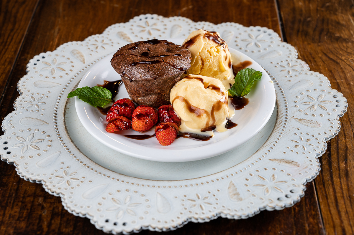 fotografia-de-comida-fotografia-gourmet-foto-de-pratos-italianos-foto-de-massas-artesanais-manjericao-brusqueta-nhoque-canelone-lasanha-restaurantes-em-barbacena-tizza-massas-e-vinhos-barbacena-mercado-central-barbacena-fotografa-de-comida-isabela-lobato