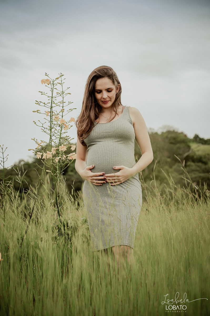 ensaio-de-gestante-pregnant-photography-pregnant-gestante-nove-meses-retratos-de-gestante-fotografo-em-barbacena-parto-natural-estudio-fotografico-isabela-lobato-fotografia-sociedade-sao-miguel-arcanjo-em-barbacena-ensaio-gestante-no-campo-conexao-fotos
