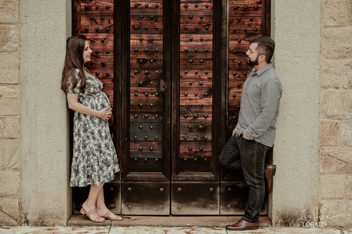 ensaio-de-gestante-pregnant-photography-pregnant-gestante-nove-meses-retratos-de-gestante-fotografo-em-barbacena-parto-natural-estudio-fotografico-isabela-lobato-fotografia-sociedade-sao-miguel-arcanjo-em-barbacena-ensaio-gestante-no-campo-conexao-fotos