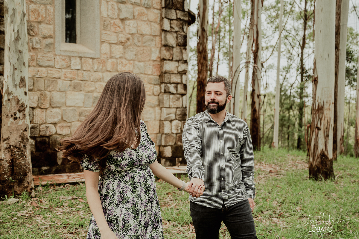 ensaio-de-gestante-pregnant-photography-pregnant-gestante-nove-meses-retratos-de-gestante-fotografo-em-barbacena-parto-natural-estudio-fotografico-isabela-lobato-fotografia-sociedade-sao-miguel-arcanjo-em-barbacena-ensaio-gestante-no-campo-conexao-fotos