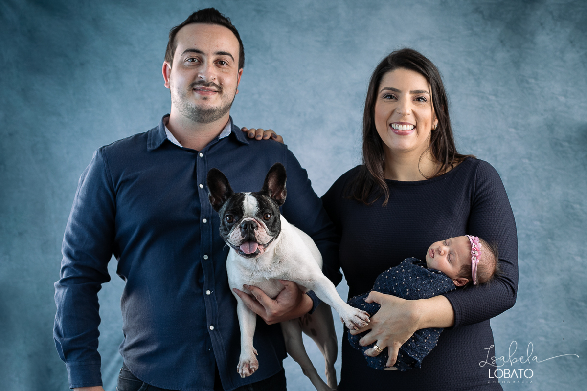 ensaio-fotografico-de-recem-nascido-ensaio-newborn-bebe-recem-nascido-sono-do-bebe-acompanhamento-fotografico-infantil-cenario-de-newborn-fundo-fotografico-para-ensaio-newborn-fotografa-especialista-em-ensaio-newborn-isabela-lobato-fotografia-barbacena-mg