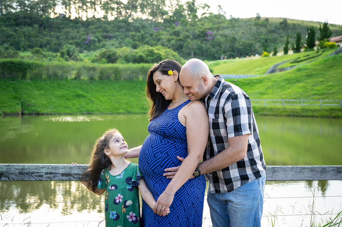 ensaio-de-gestante-pregnant-photography-pregnant-gestante-nove-meses-retratos-de-gestante-fotografo-em-barbacena-parto-natural-estudio-fotografico-isabela-lobato-fotografia-sociedade-sao-miguel-arcanjo-em-barbacena-ensaio-gestante-no-campo-conexao-fotos