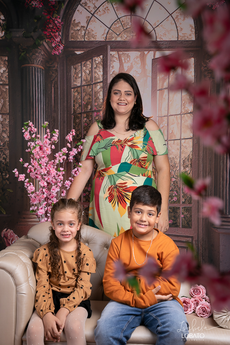 ensaio-fotografico-dia-das-maes-2023-amor-de-mae-fotos-dias-das-maes-presente-dia-das-maes-2023-cenario-fotografico-dia-das-maes-idea-de-cenario-para-ensaio-do-dia-das-maes-fundo-fotografico-dia-das-maes-fundo-fotografico-wentz-fotografo-em-barbacena