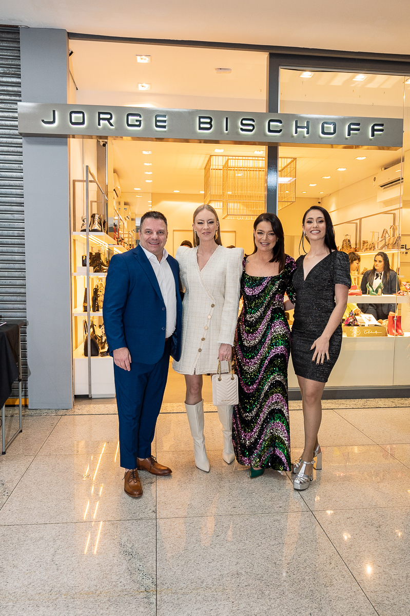 camila-castro-barbacena-grupo-camila-castro-jorge-bischoff-barbacena-Celebration-Night-com-Jorge-Bischoff-celebrando-20-anos-da-marca-loja-de-sapatos-e-bolsas-jorge-bischoff-em-barbacena-espaço-camila-castro-fotografa-de-eventos-isabela-lobato-fotografia
