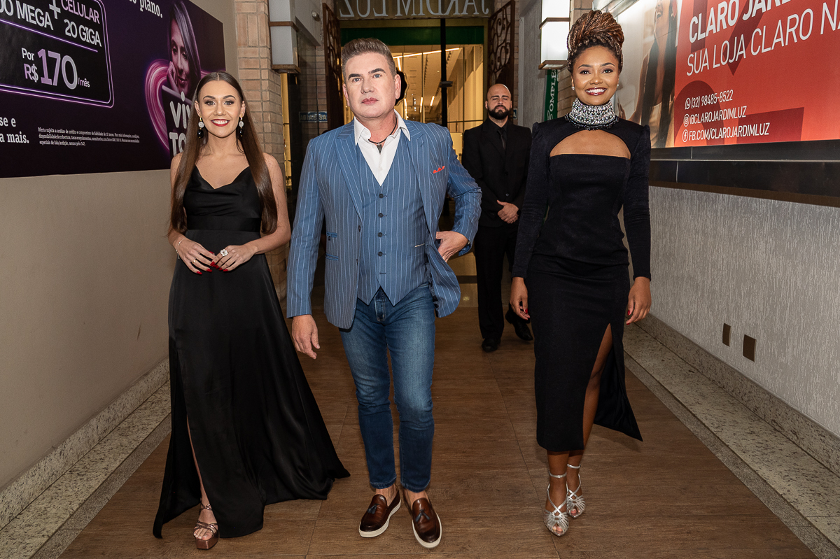 camila-castro-barbacena-grupo-camila-castro-jorge-bischoff-barbacena-Celebration-Night-com-Jorge-Bischoff-celebrando-20-anos-da-marca-loja-de-sapatos-e-bolsas-jorge-bischoff-em-barbacena-espaço-camila-castro-fotografa-de-eventos-isabela-lobato-fotografia