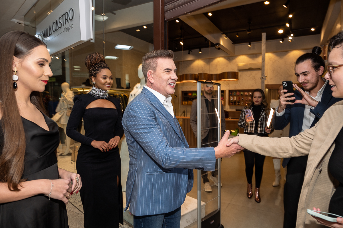 camila-castro-barbacena-grupo-camila-castro-jorge-bischoff-barbacena-Celebration-Night-com-Jorge-Bischoff-celebrando-20-anos-da-marca-loja-de-sapatos-e-bolsas-jorge-bischoff-em-barbacena-espaço-camila-castro-fotografa-de-eventos-isabela-lobato-fotografia