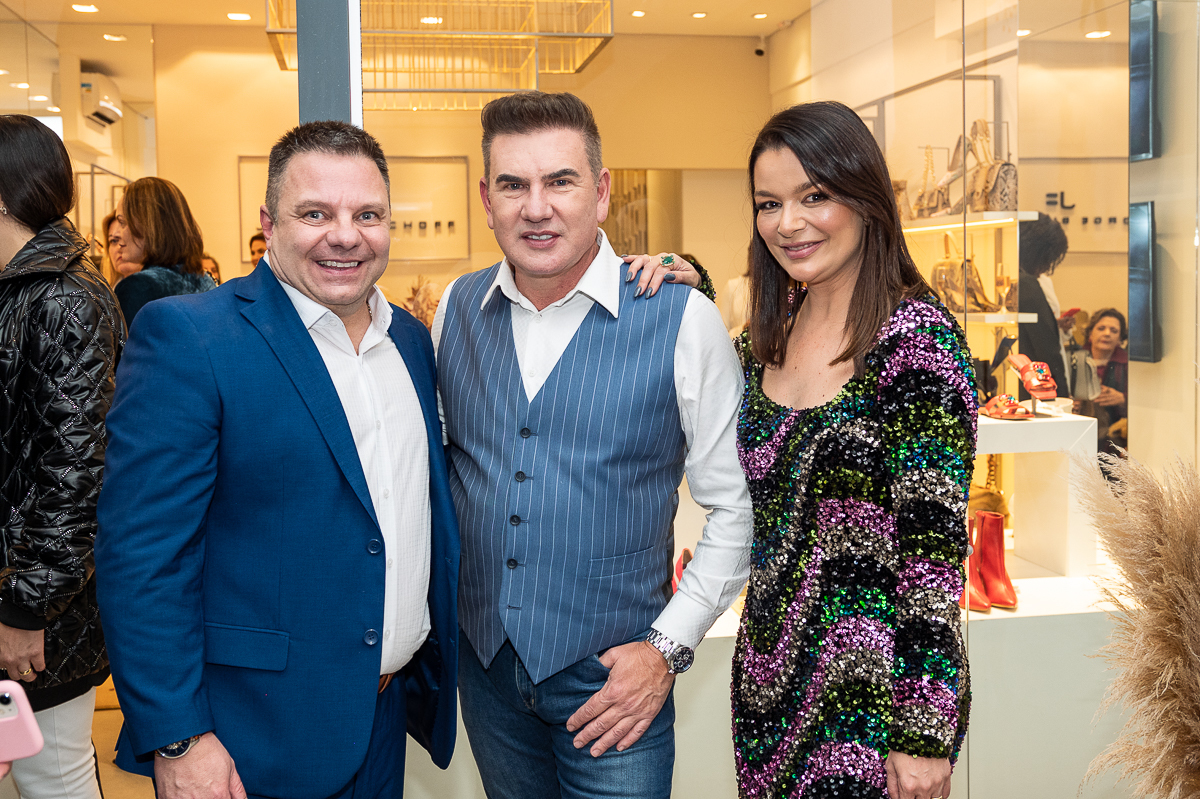 camila-castro-barbacena-grupo-camila-castro-jorge-bischoff-barbacena-Celebration-Night-com-Jorge-Bischoff-celebrando-20-anos-da-marca-loja-de-sapatos-e-bolsas-jorge-bischoff-em-barbacena-espaço-camila-castro-fotografa-de-eventos-isabela-lobato-fotografia