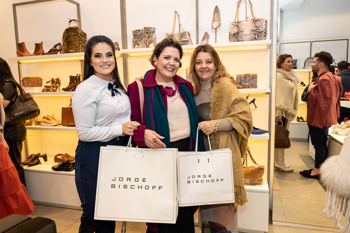 camila-castro-barbacena-grupo-camila-castro-jorge-bischoff-barbacena-Celebration-Night-com-Jorge-Bischoff-celebrando-20-anos-da-marca-loja-de-sapatos-e-bolsas-jorge-bischoff-em-barbacena-espaço-camila-castro-fotografa-de-eventos-isabela-lobato-fotografia