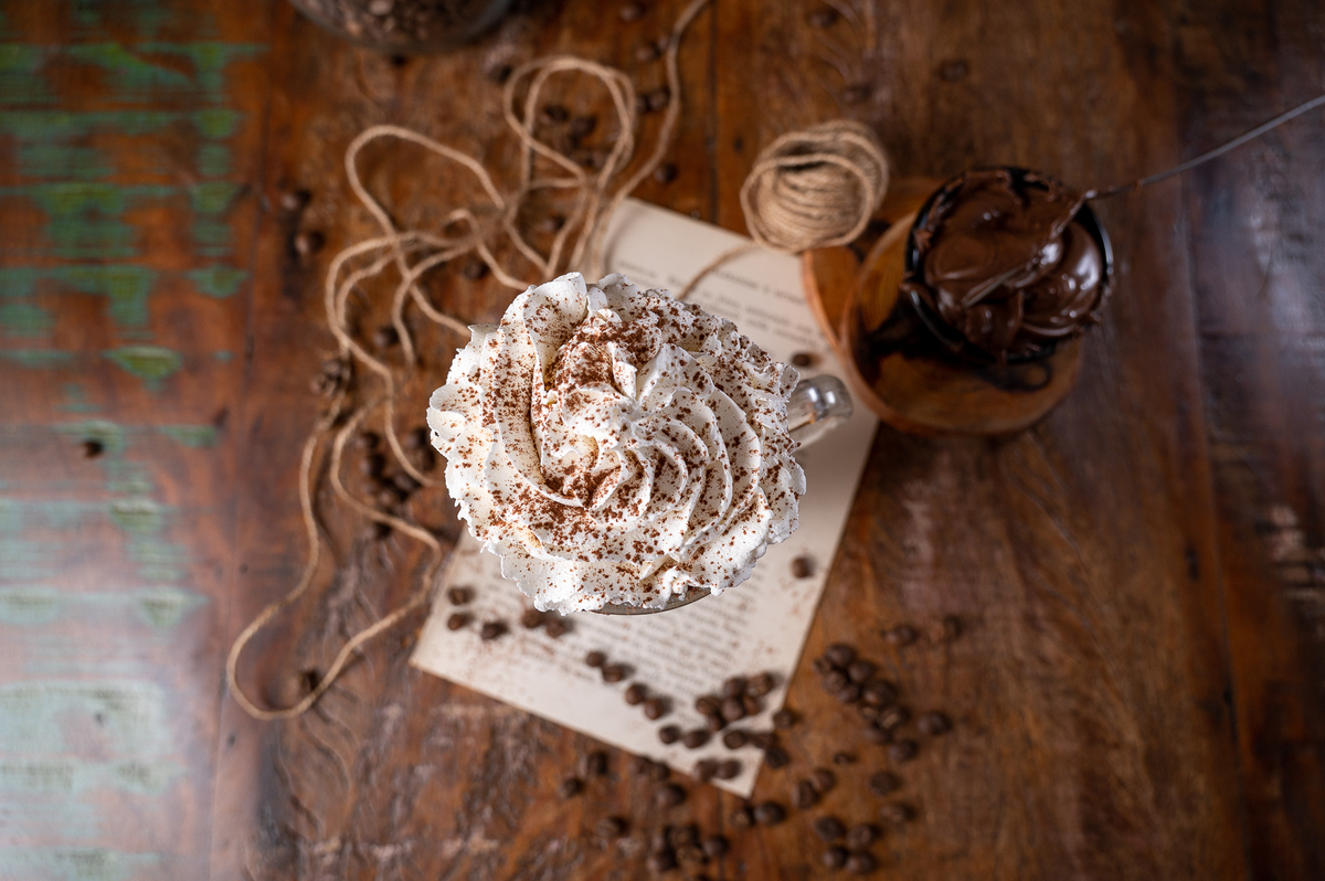 fotografia-de-alimentos-melhor-fotografo-de-alimentos-de-minas-gerais-food-styling-foto-de-gastronomia-fotografo-de-gastronomia-em-tiradentes-cafés-bolos-broa-pao-artesanal-brusqueta-grao-de-cafe-cafe-gelado-cafe-krambeck-em-barbacena-isabela-lobato-fotos