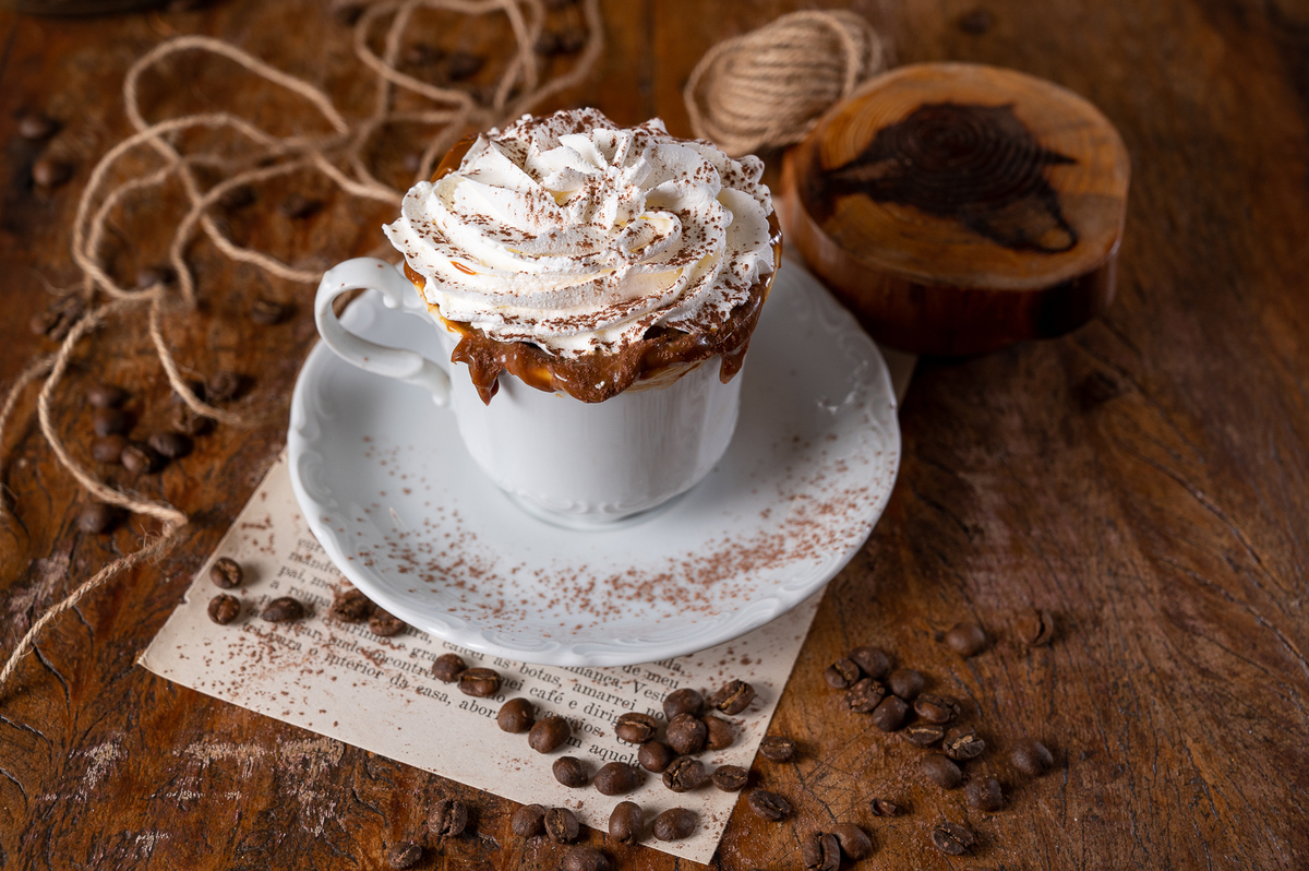 fotografia-de-alimentos-melhor-fotografo-de-alimentos-de-minas-gerais-food-styling-foto-de-gastronomia-fotografo-de-gastronomia-em-tiradentes-cafés-bolos-broa-pao-artesanal-brusqueta-grao-de-cafe-cafe-gelado-cafe-krambeck-em-barbacena-isabela-lobato-fotos