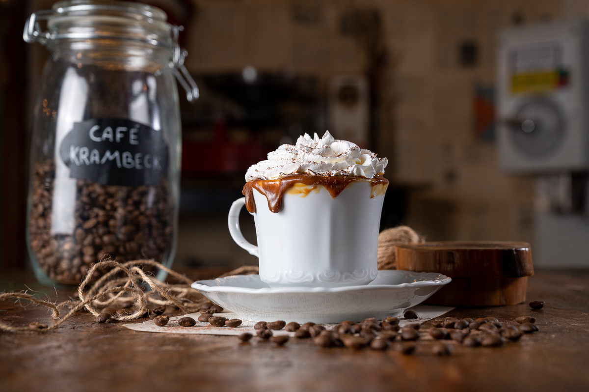 fotografia-de-alimentos-melhor-fotografo-de-alimentos-de-minas-gerais-food-styling-foto-de-gastronomia-fotografo-de-gastronomia-em-tiradentes-cafés-bolos-broa-pao-artesanal-brusqueta-grao-de-cafe-cafe-gelado-cafe-krambeck-em-barbacena-isabela-lobato-fotos