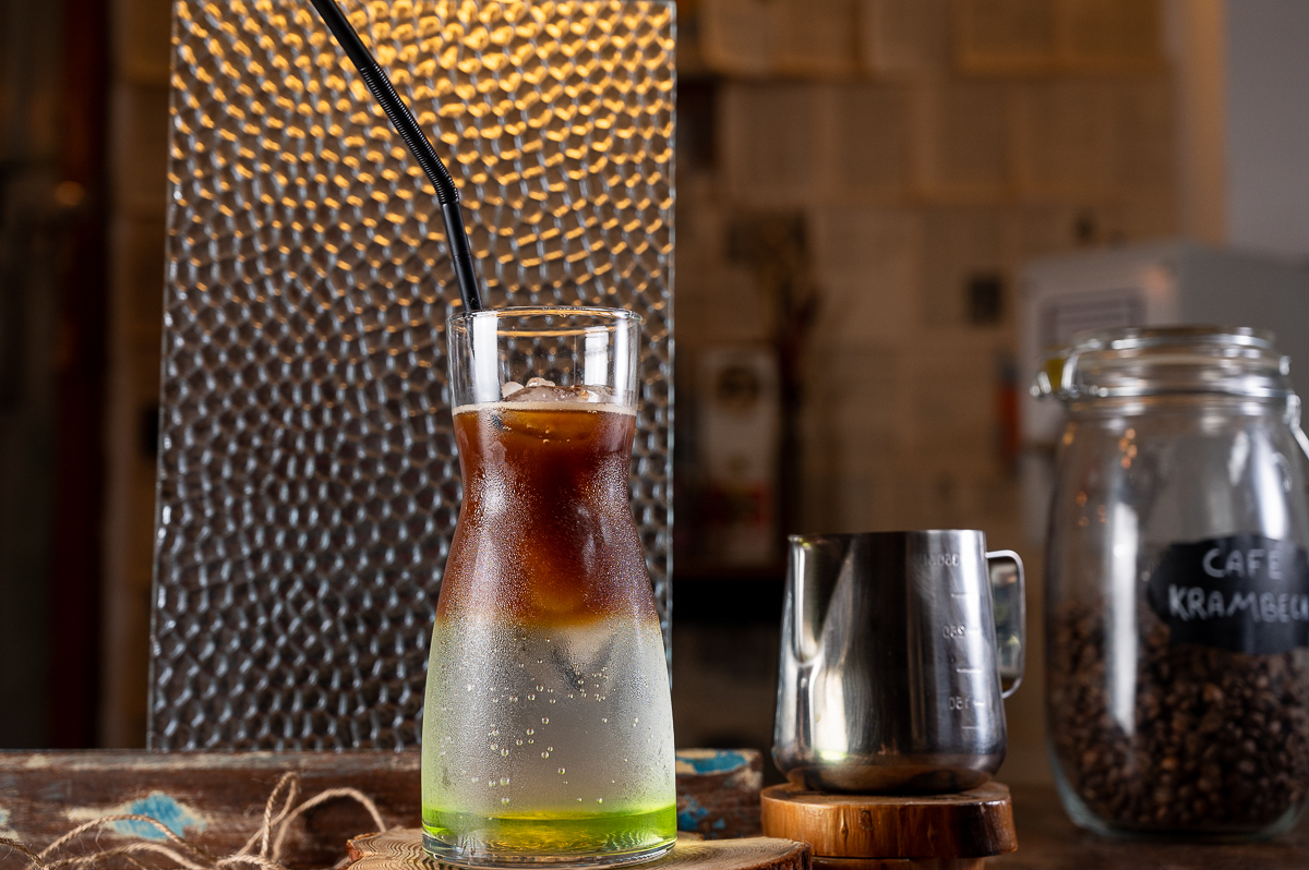 fotografia-de-alimentos-melhor-fotografo-de-alimentos-de-minas-gerais-food-styling-foto-de-gastronomia-fotografo-de-gastronomia-em-tiradentes-cafés-bolos-broa-pao-artesanal-brusqueta-grao-de-cafe-cafe-gelado-cafe-krambeck-em-barbacena-isabela-lobato-fotos