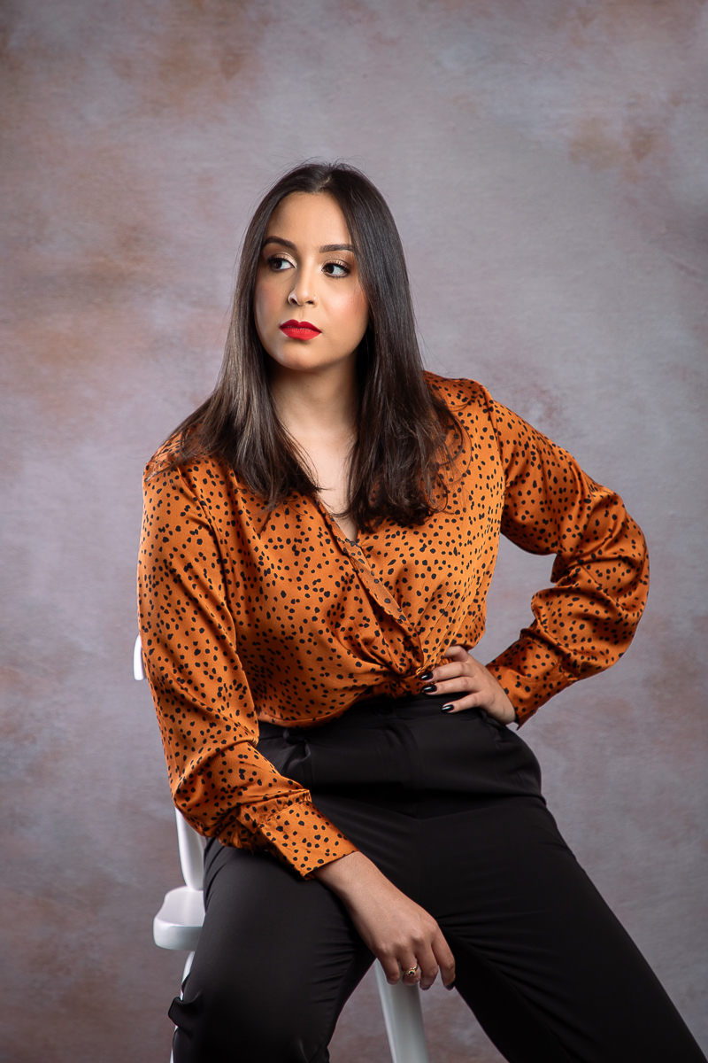 foto- biografia-fotografia-para-perfil-profissional-retratos-corporativo-mkt-de-advogados-melhor-advogado-criminalista-de-barbacena-dra-gabriela-brasil-escritório-de-advocacia-barbacena-mg-advogada-criminal-barbacena-fotografa-isabela-lobato-fotografia