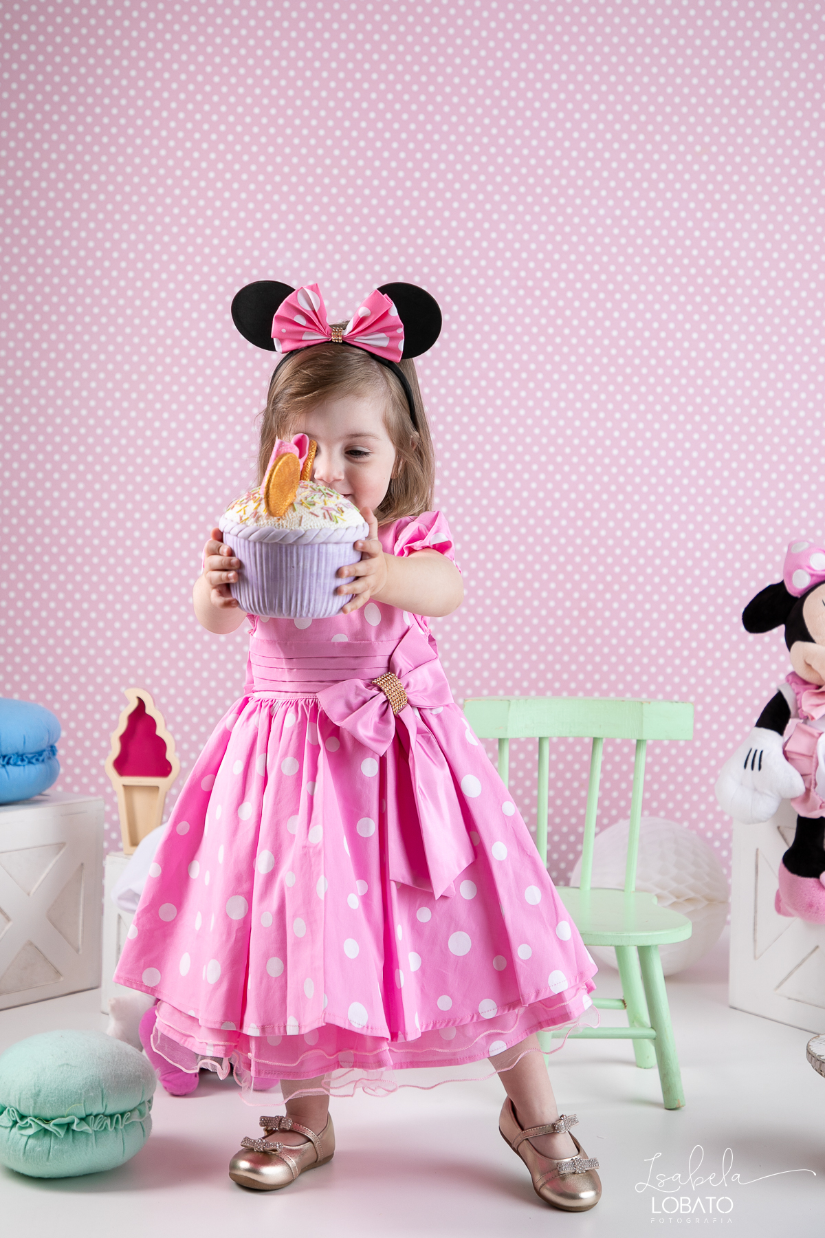 ensaio-smash-the-cake-confeitaria-da-Minnie-rosa-ensaio-fotografico-disney-fotografa-infantil-em-barbacena-mg-fotografa-especializada-em-newborn-barbacena-mg-estudio-de-fotos-em-barbacena-melhor-fotografo-em-barbacena-isabela-lobato-fotografia