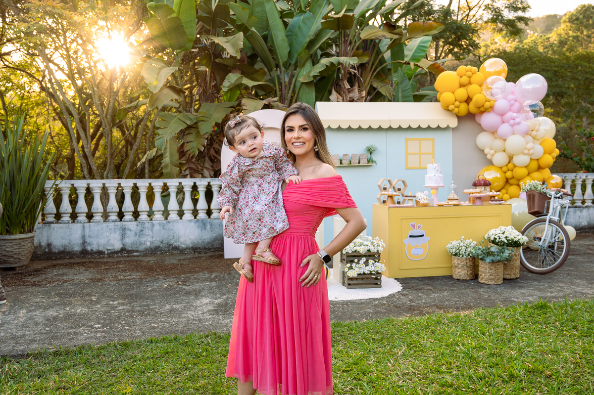 foto-para-aniversario-fotografo-de-aniversario-infantil-em-barbacena-fotografo-de-batizado-em-barbacena-fotografo-de-evento-infantil-em-barbacena-estudio-de-fotos-em-barbacena-isabela-lobato-fotografia